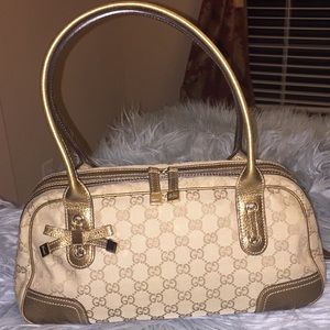 Authentic Gucci Boston Prince .